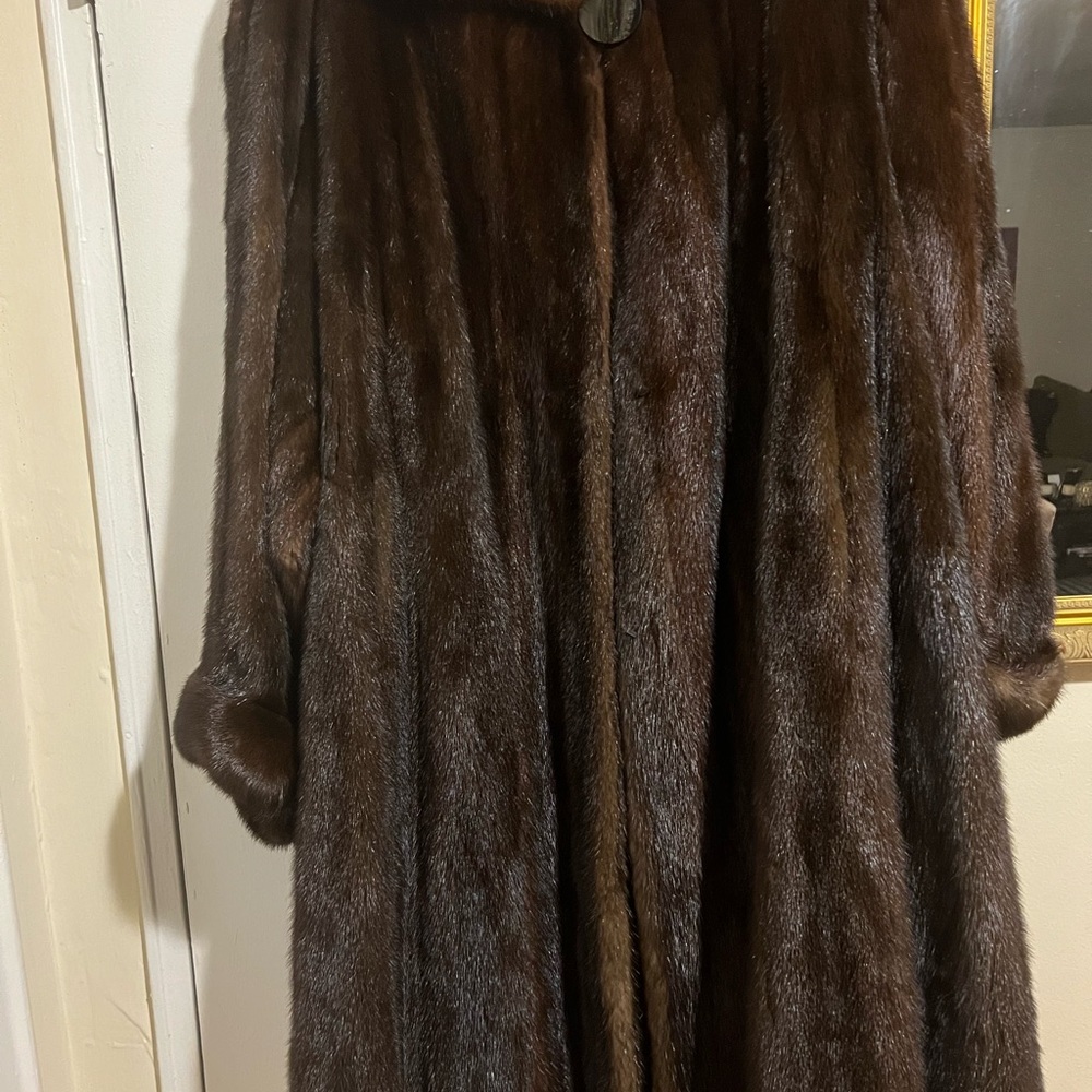 Chic Dark Brown real mink coat